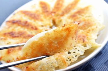 プロが教える!絶品餃子の作り方【インスタ映えレシピ】