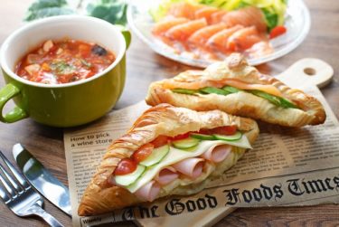 ピカールのクロワッサンを使ったハム＆アボカドサーモンサンド【インスタ映えレシピ】